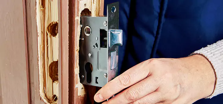 Garage Door Lock Replacement Severna Park